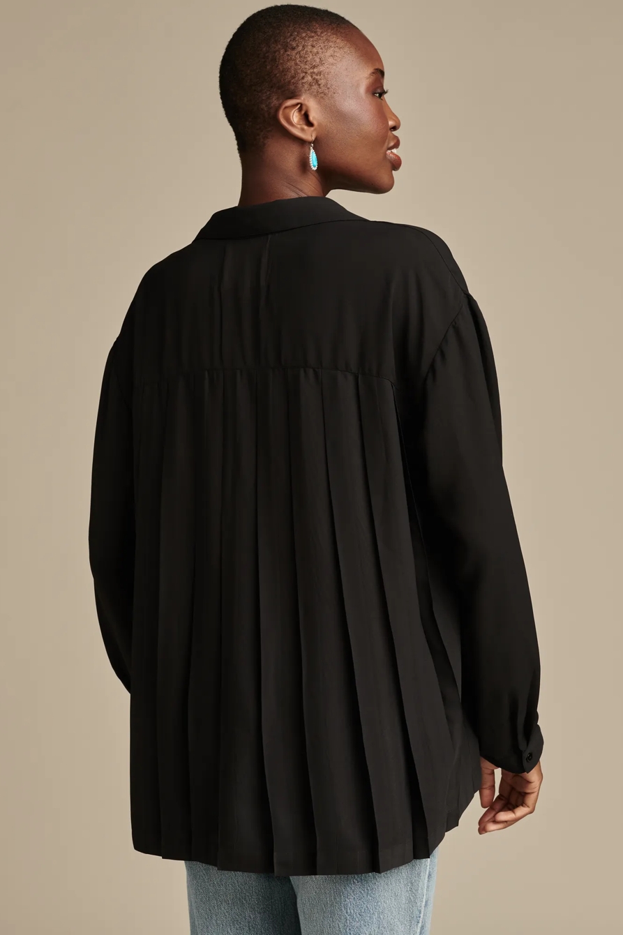 Pleated Back Button Down, image 1