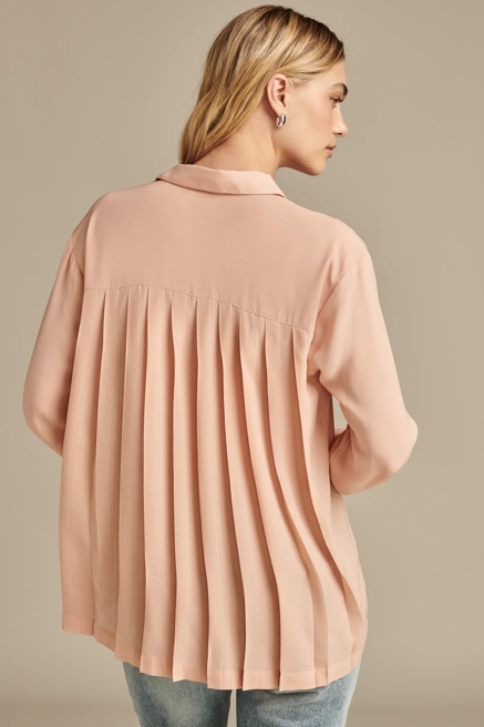 Pleated Back Button Down, image 1