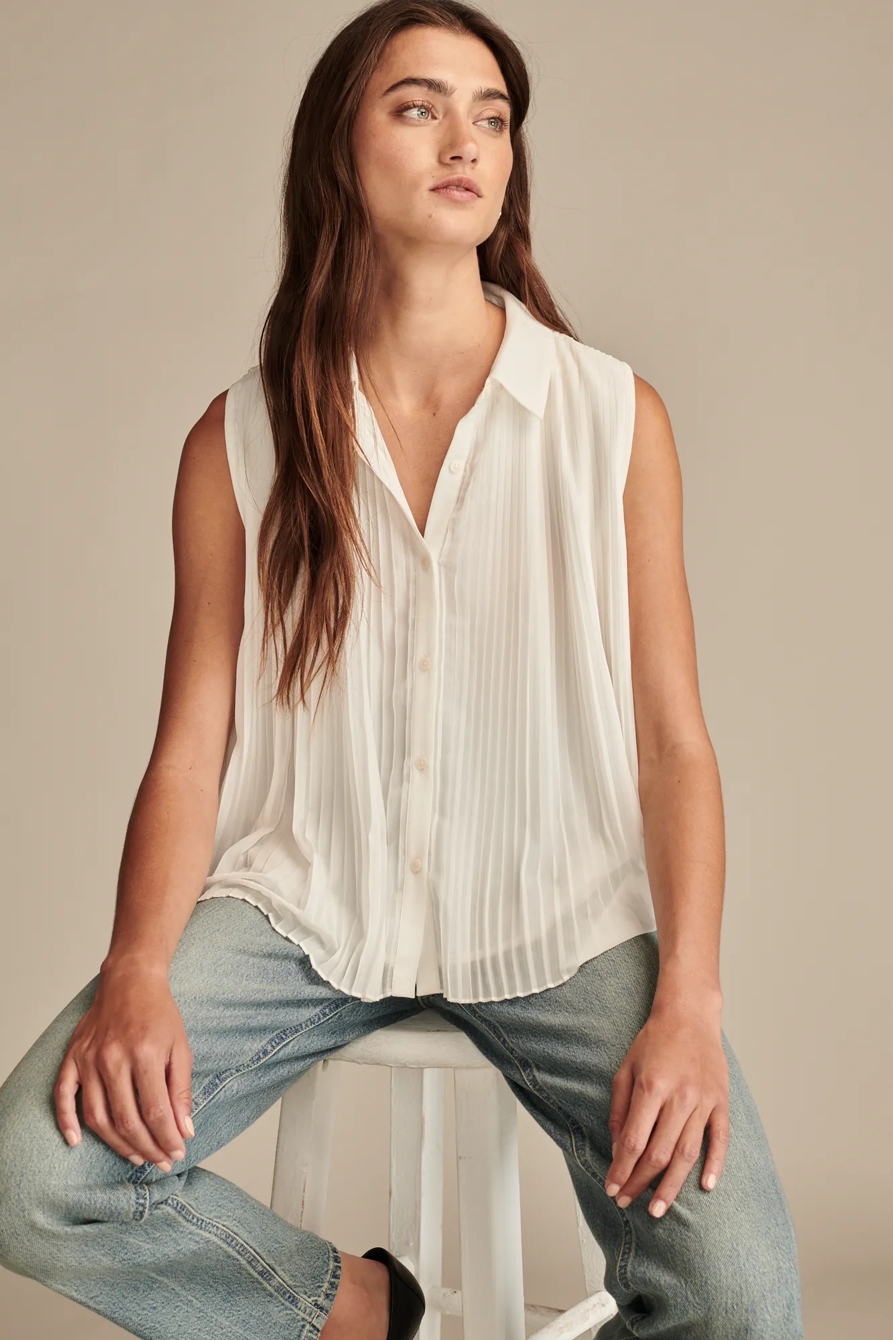 Sleeveless Micro Pleated Button Down, image 5
