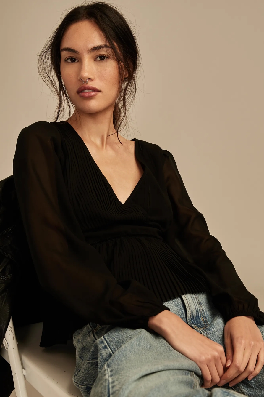Long Sleeve Pleated Top, image 5