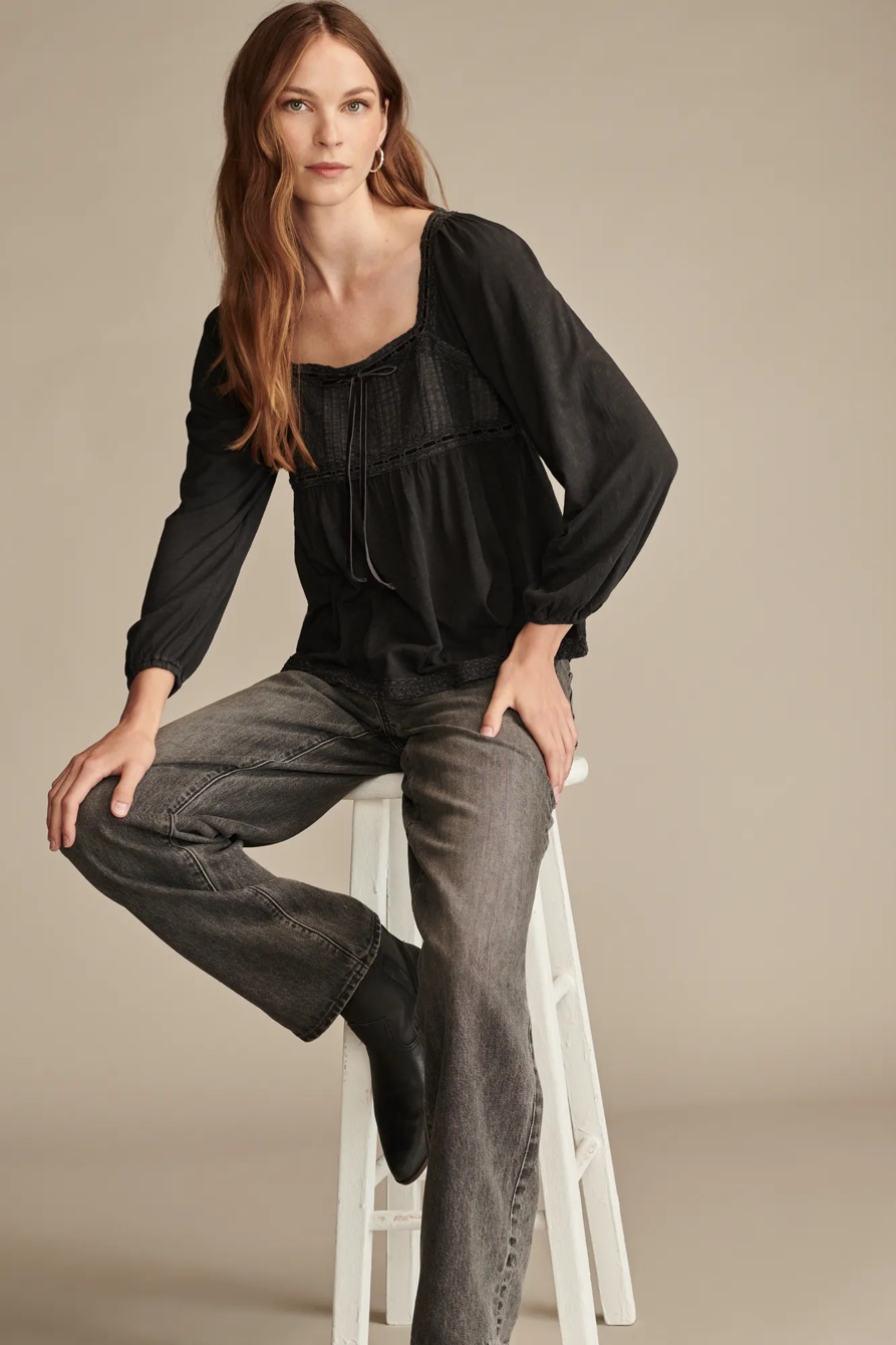 LACE PANELED TUNIC TEE, image 5