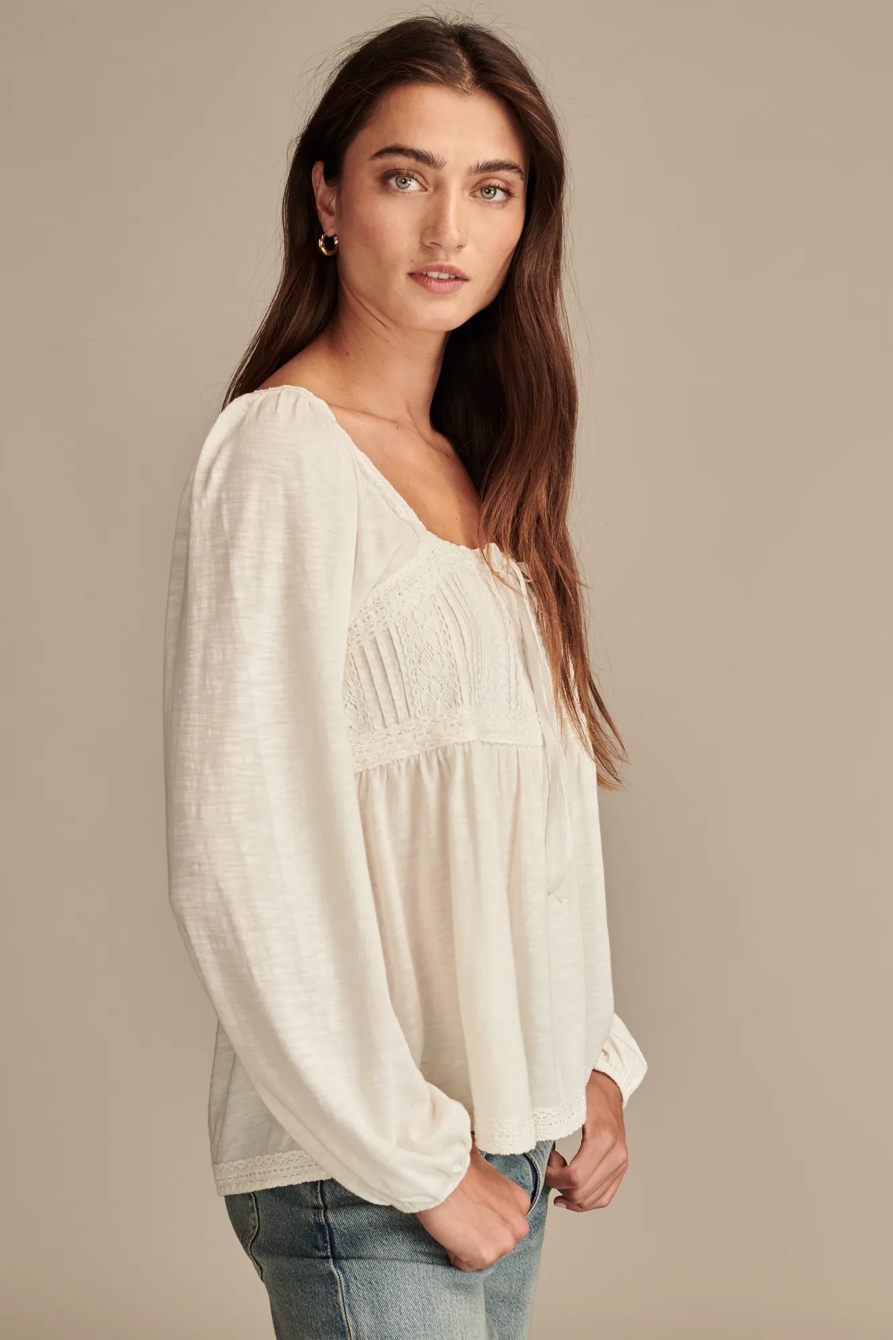 LACE PANELED TUNIC TEE, image 3