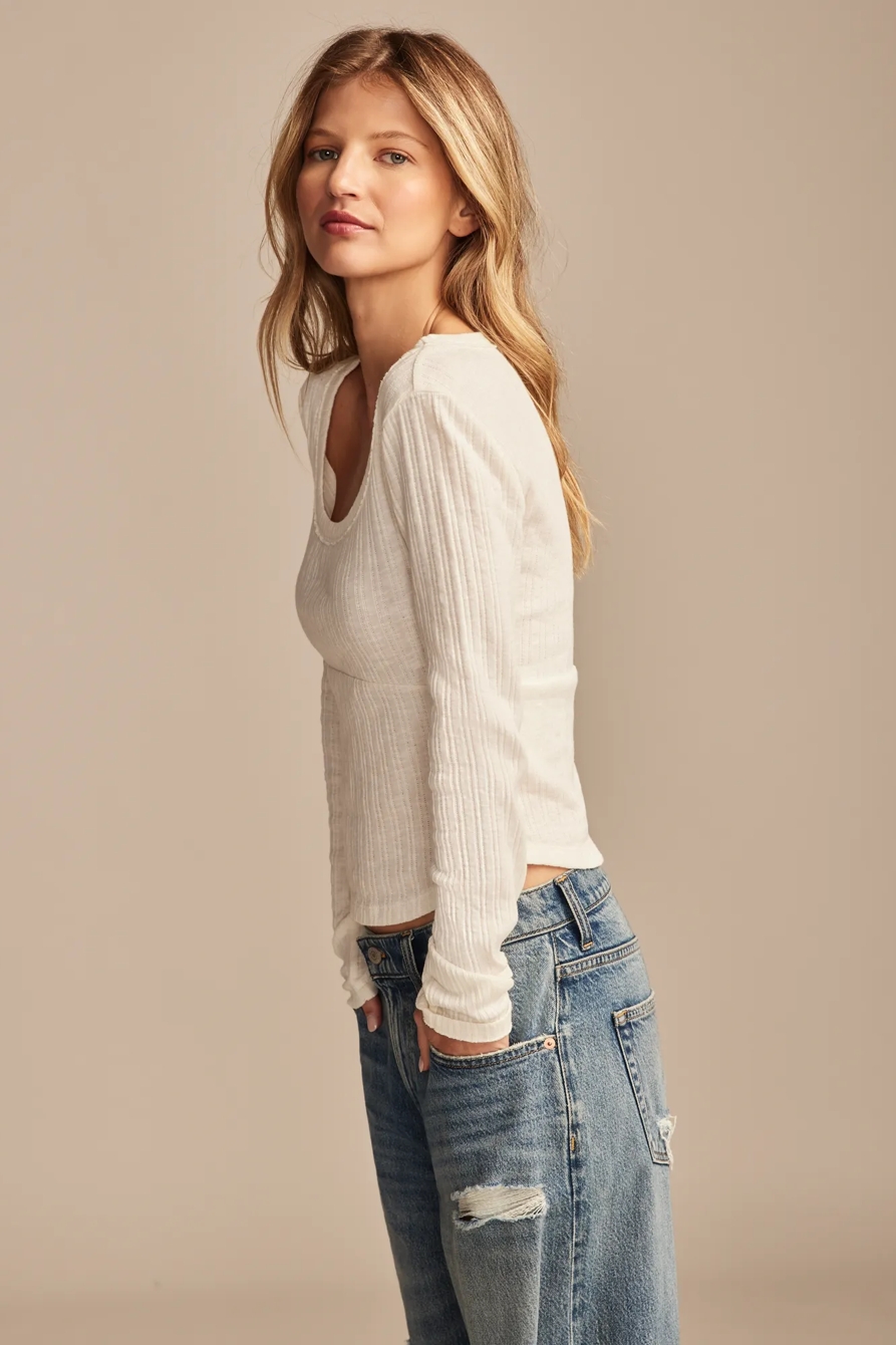 SEAMED SCOOPNECK LONG SLEEVE TOP, image 4