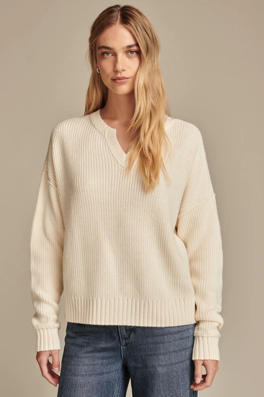 NOTCH NECK PULLOVER, image 2