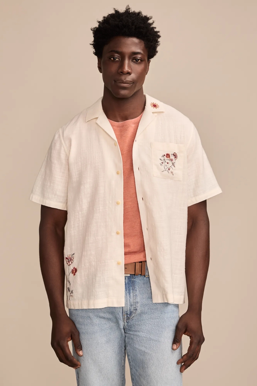 EMBROIDERED SHORT SLEEVE CAMP COLLAR SHIRT, image 3