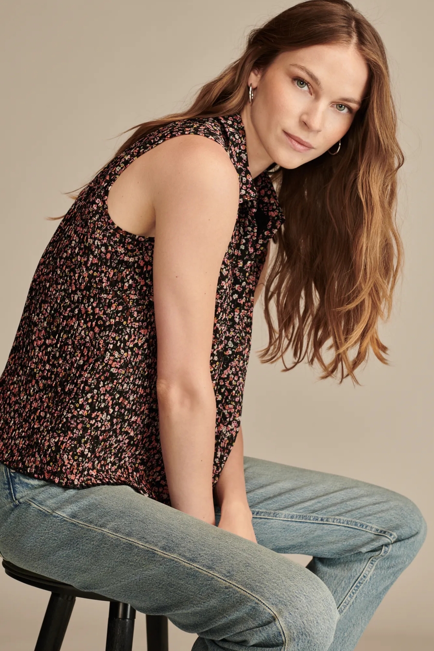 PRINTED SLEEVELESS MICRO PLEATED BUTTOND, image 5