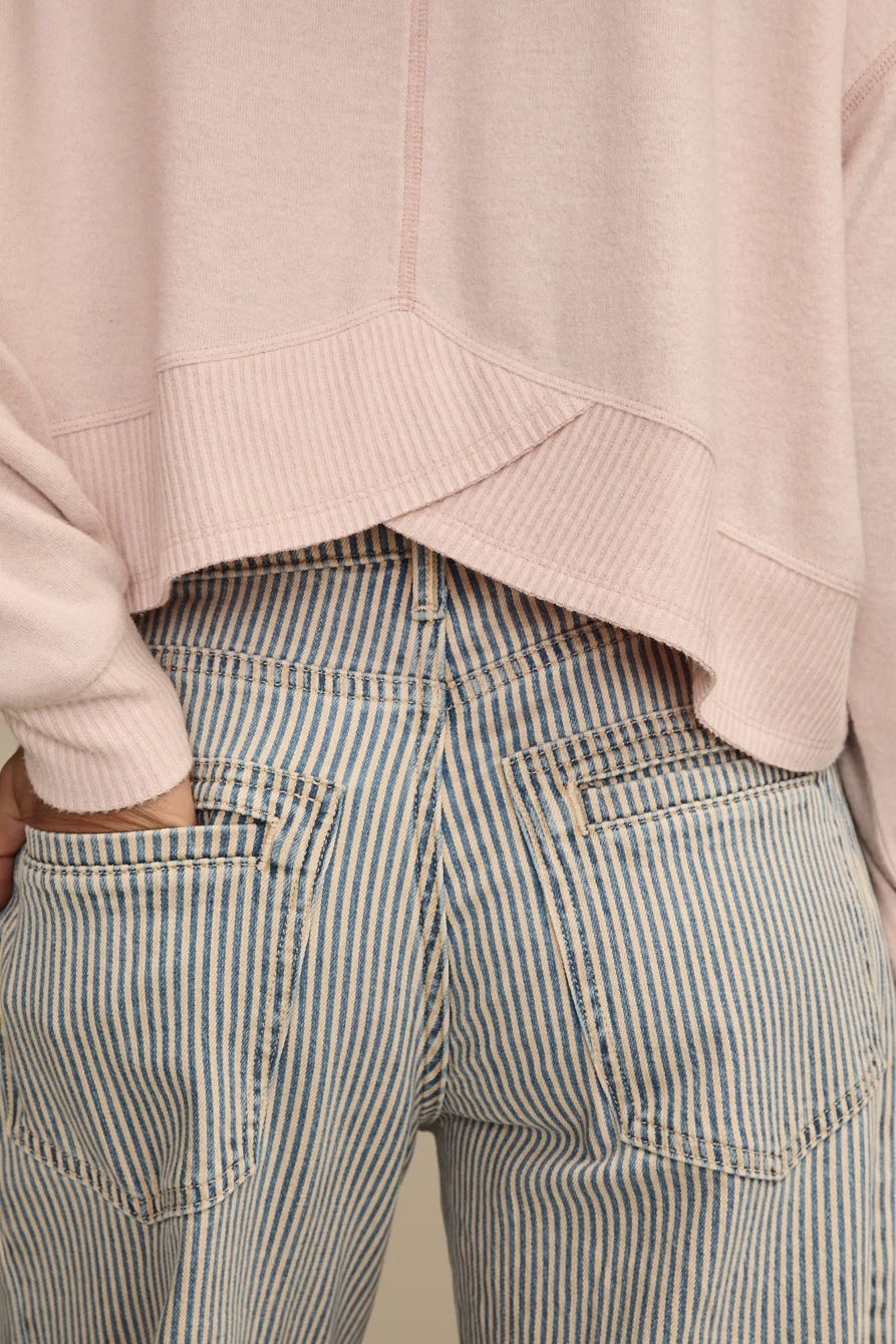 CLOUD EXPOSED SEAM TOP, image 2