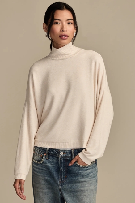 CLOUD MOCK NECK TOP, image 2