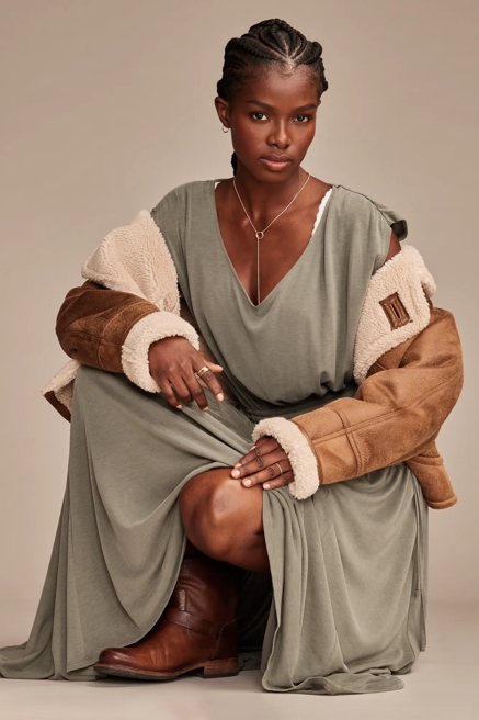 SANDWASH RUCHED DRESS, image 2