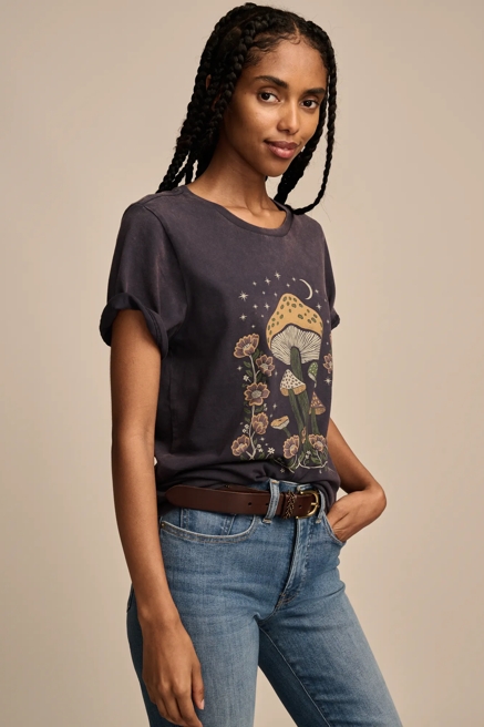 MUSHROOM FLORAL NIGHT CLASSIC CREW, image 4