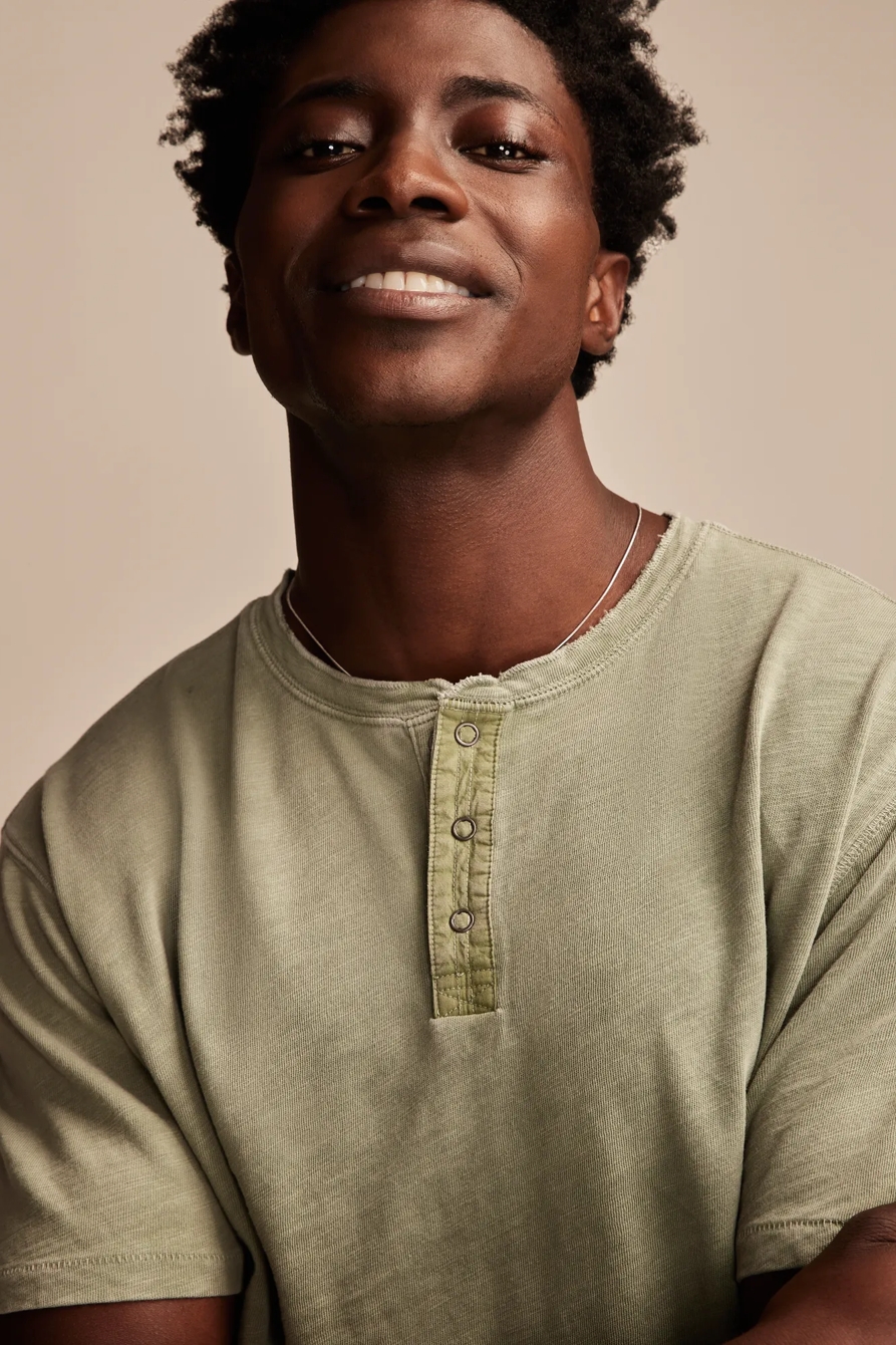 WEEKEND JERSEY SHORT SLEEVE HENLEY, image 2
