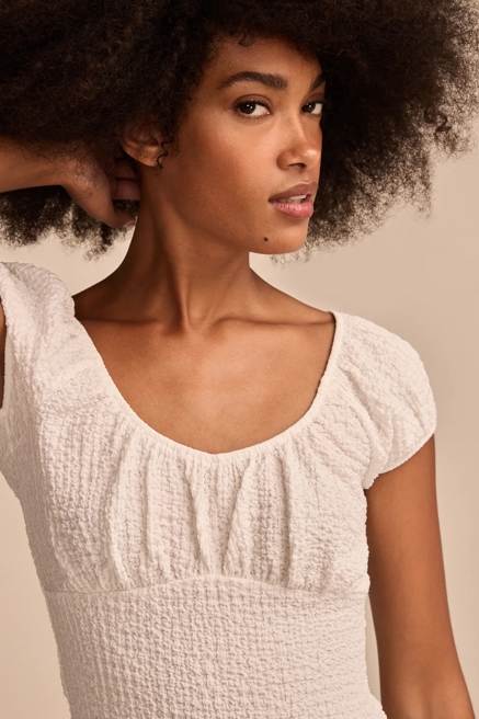 TEXTURED SCOOP NECK TOP, image 2