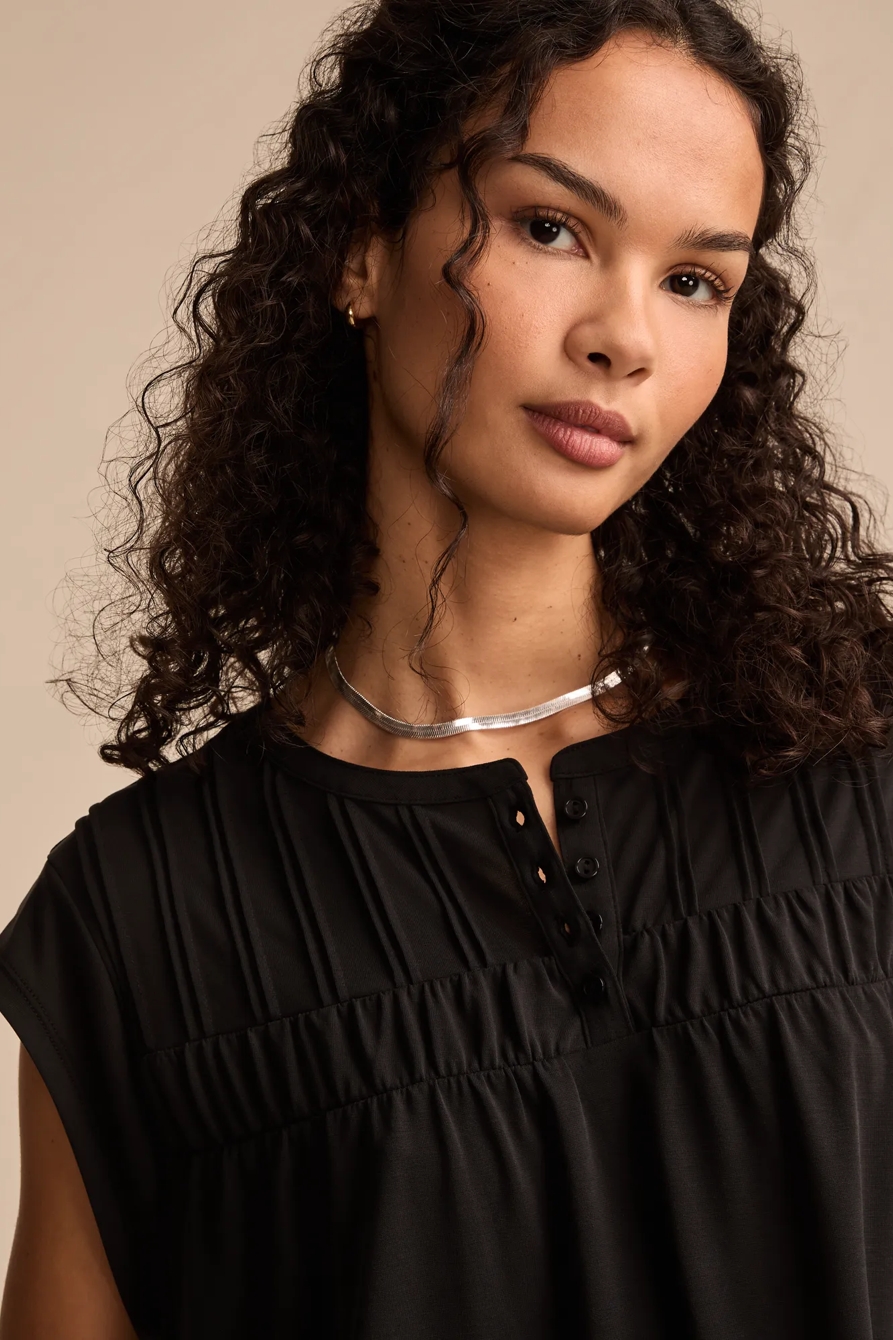 SMOCKED SANDWASH HENLEY, image 2