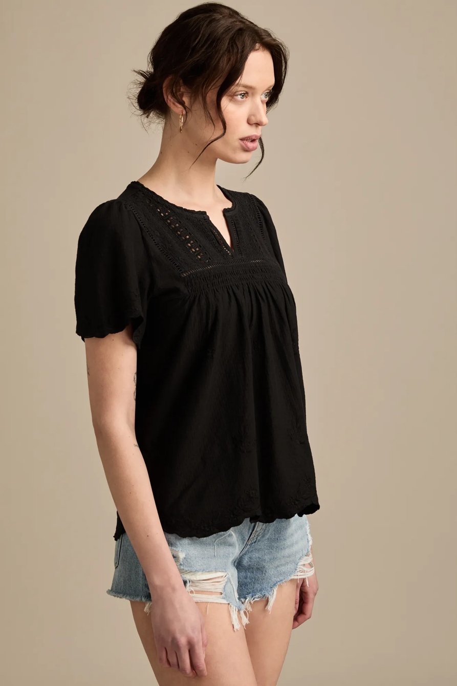 VERTICAL TRIMMED SHORT SLEEVE TOP, image 4