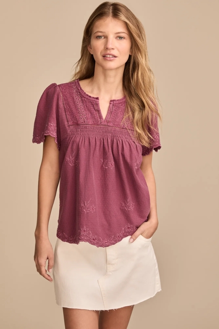 VERTICAL TRIMMED SHORT SLEEVE TOP, image 1