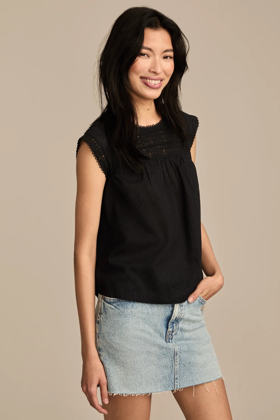 LACE NECK PINTUCK SHELL TOP, image 4
