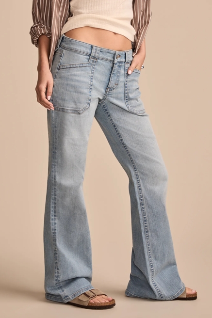 LOW RISE PATCH POCKET FLARE, image 4