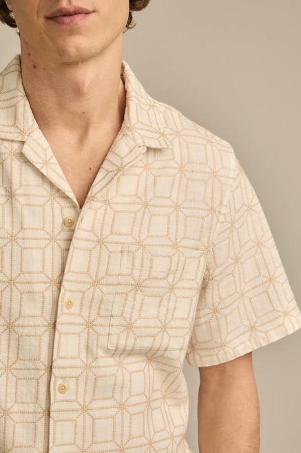 SHORT SLEEVE CAMP COLLAR SHIRT, image 2