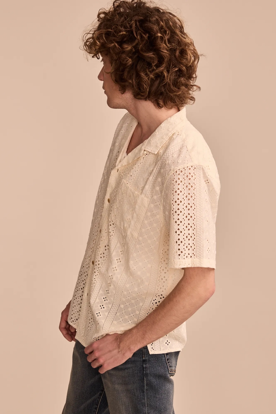 SHORT SLEEVE EYELET CAMP COLLAR SHIRT, image 4