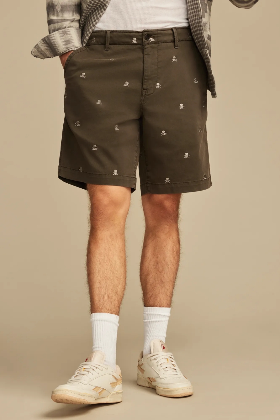 9" EMBROIDERED STRETCH TWILL SHORT, image 2