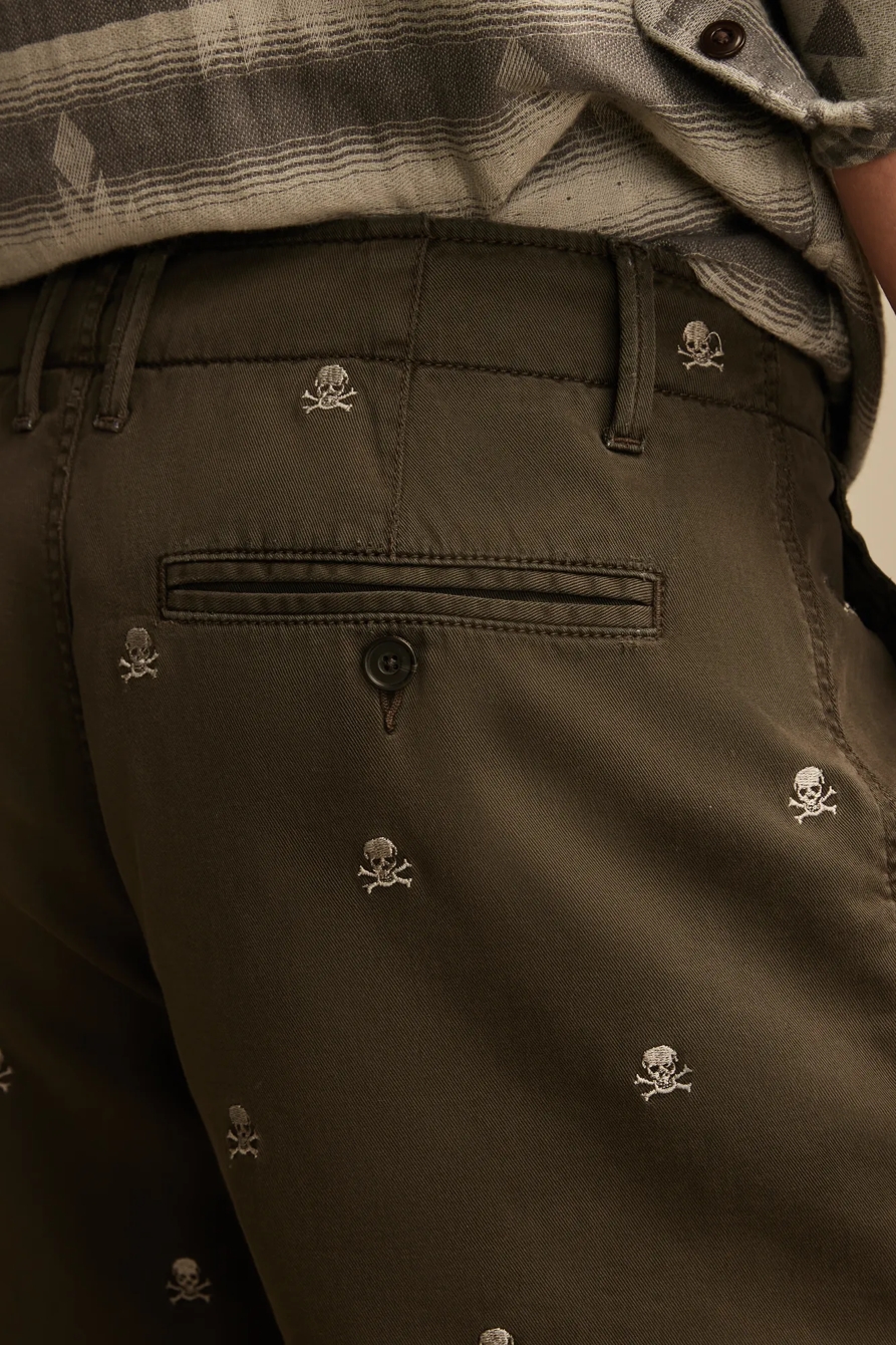 9" EMBROIDERED STRETCH TWILL SHORT, image 5