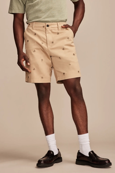 9" EMBROIDERED STRETCH TWILL SHORT, image 2