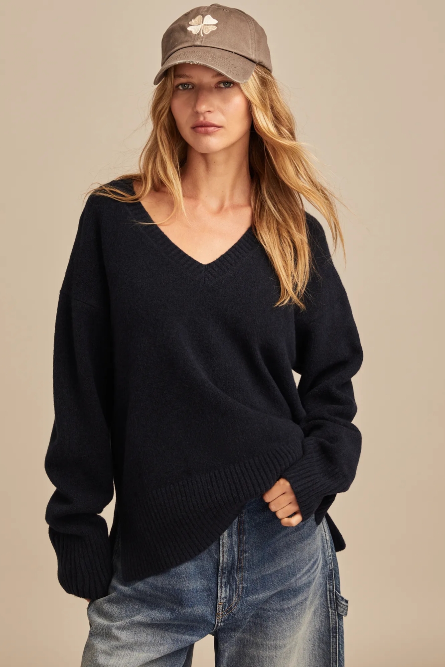 CLOUDSOFT V NECK SWEATER, image 4
