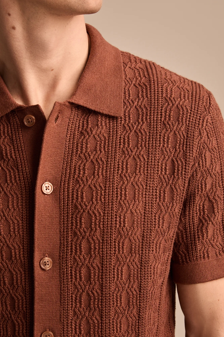 SHORT SLEEVE BUTTON DOWN SWEATER