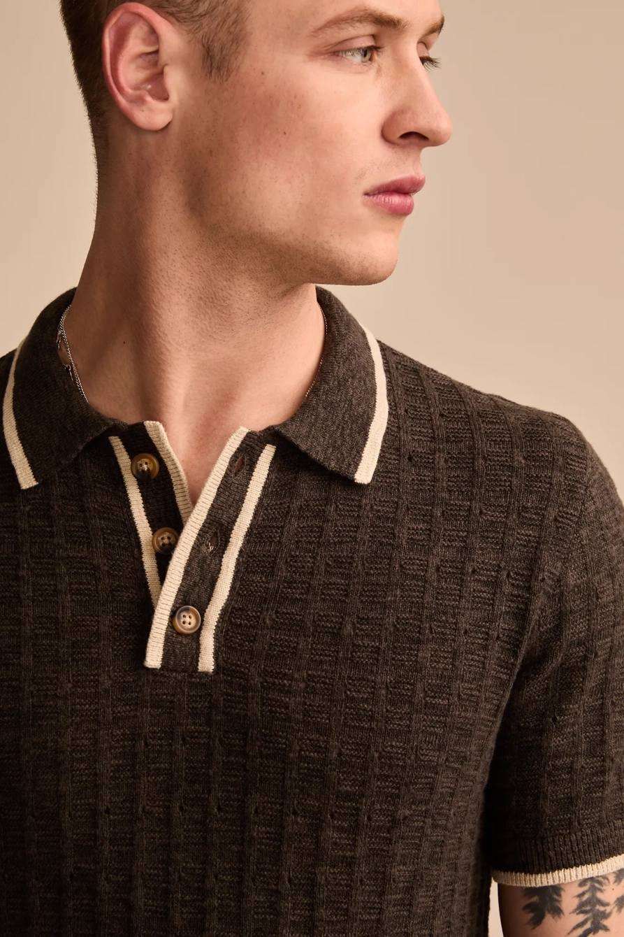 SHORT SLEEVE TIPPED POLO SWEATER