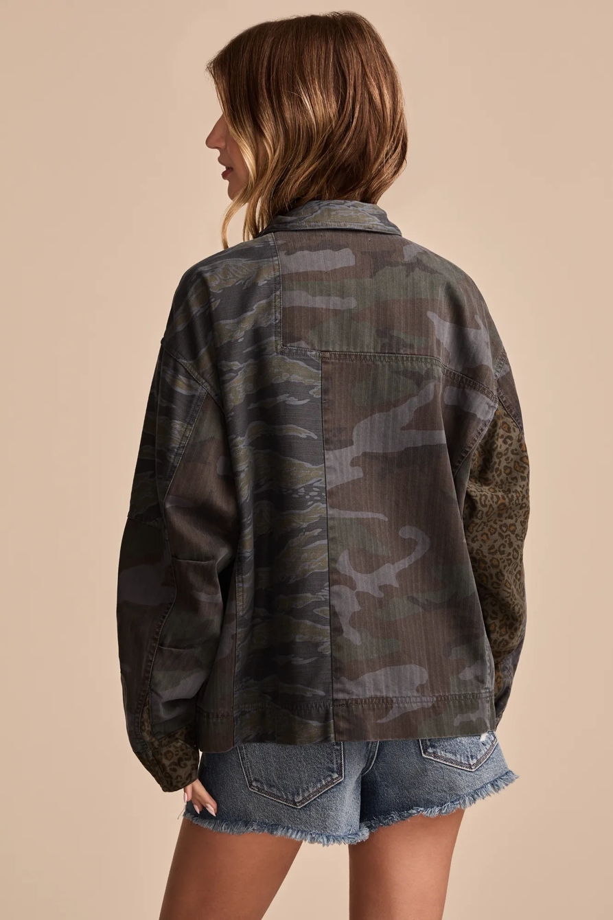 PATCHWORK CAMO CROPPED JACKET, image 3