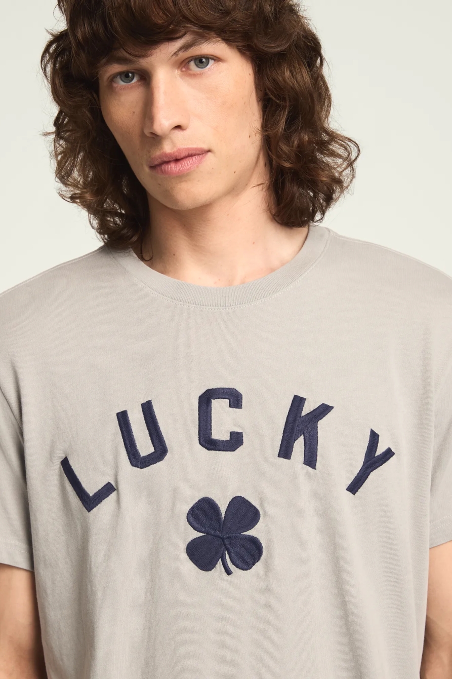 LUCKY CLOVER, image 2