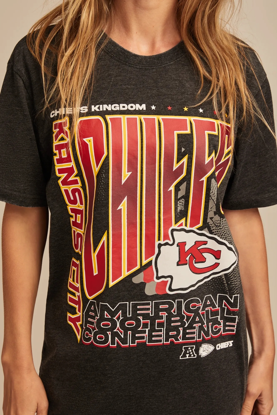 KANSAS CITY CHIEFS GRAPHIC TEE, image 2