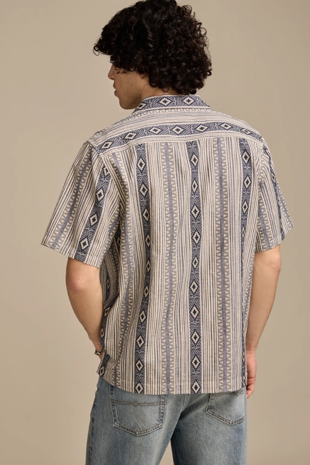 TEXTURED STRIPE CAMP COLLAR SHORT SLEEVE SHIRT, image 3