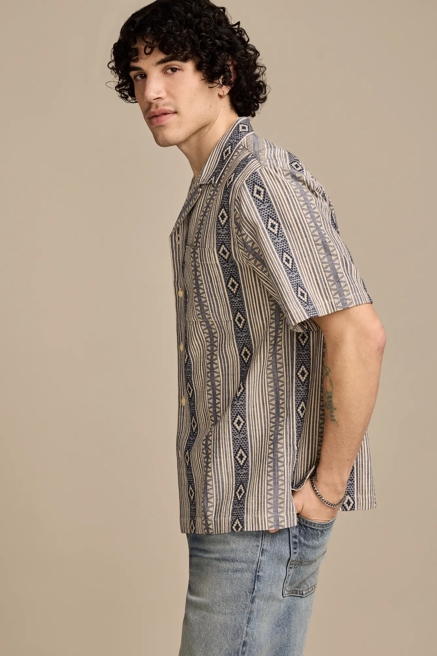 TEXTURED STRIPE CAMP COLLAR SHORT SLEEVE SHIRT, image 4
