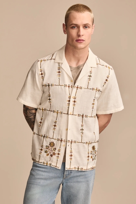 FLORAL EMBROIDERED SHORT SLEEVE CAMP COLLAR SHIRT, image 1