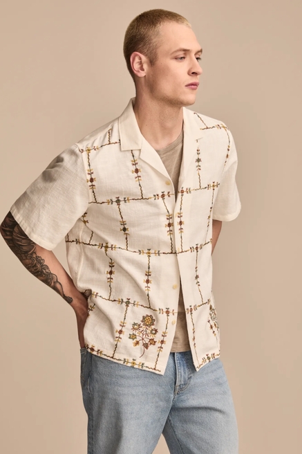 FLORAL EMBROIDERED SHORT SLEEVE CAMP COLLAR SHIRT, image 4