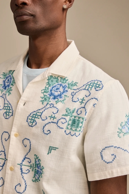 PAISLEY EMBROIDERED CAMP COLLAR SHORT SLEEVE SHIRT, image 2