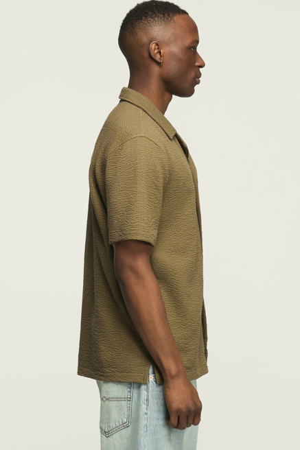 SEERSUCKER SHORT SLEEVE KNIT SHIRT, image 3