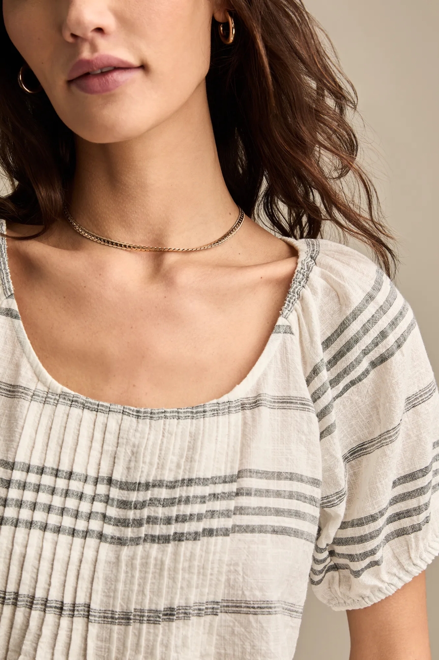 PLEATED SHORT SLEEVE TOP, image 2