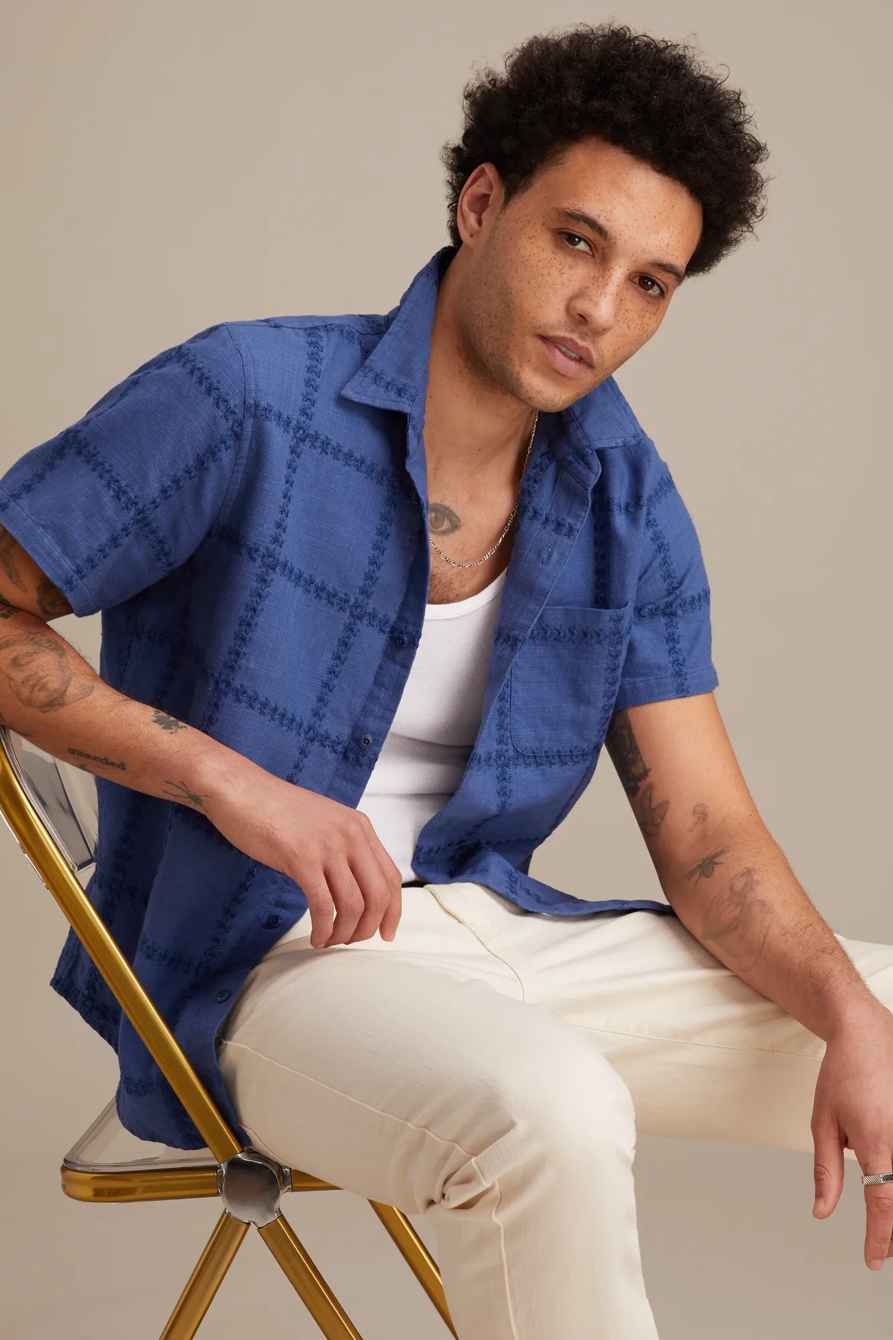 EMBROIDERED SHORT SLEEVE SHIRT, image 2