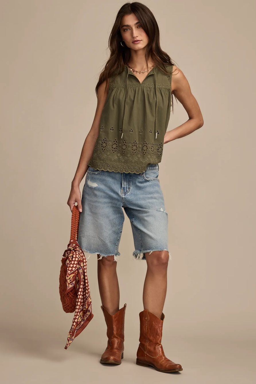EMBROIDERED NOTCH NECK TANK, image 3