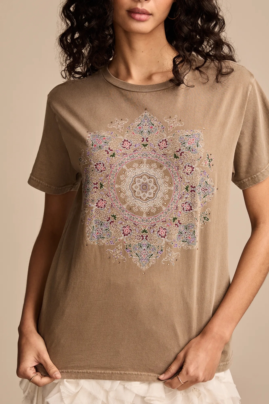 EMBELLISHED MEDALLION BOYFRIEND TEE, image 2