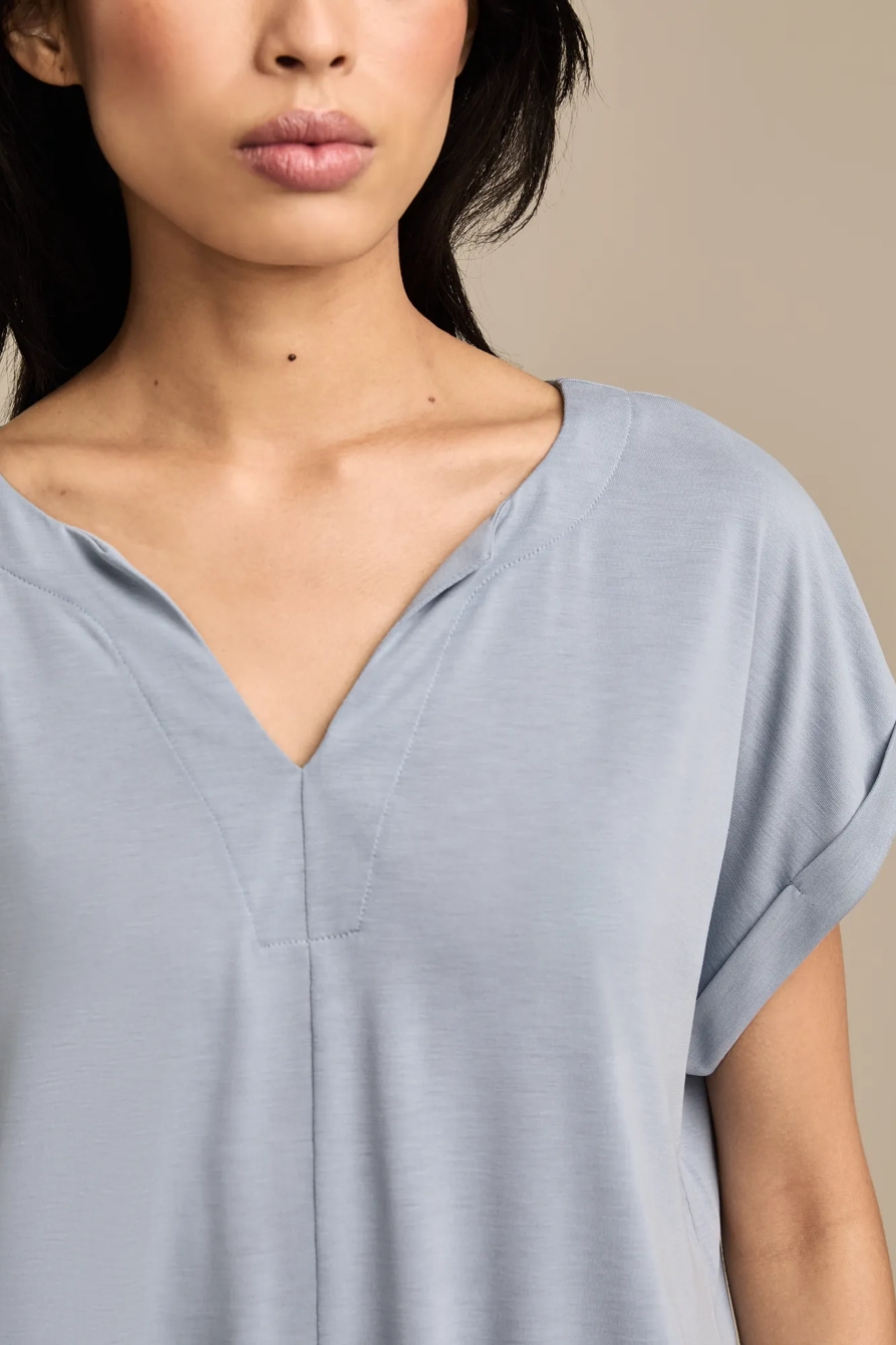 SANDWASH NOTCH NECK TEE, image 2