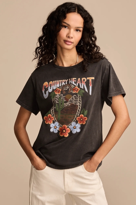 COUNTRY HEART BOYFRIEND TEE, image 1