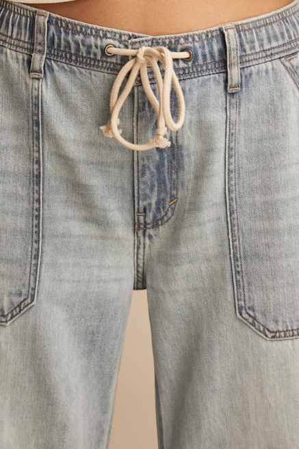 PATCH POCKET PULL ON JEAN, image 3