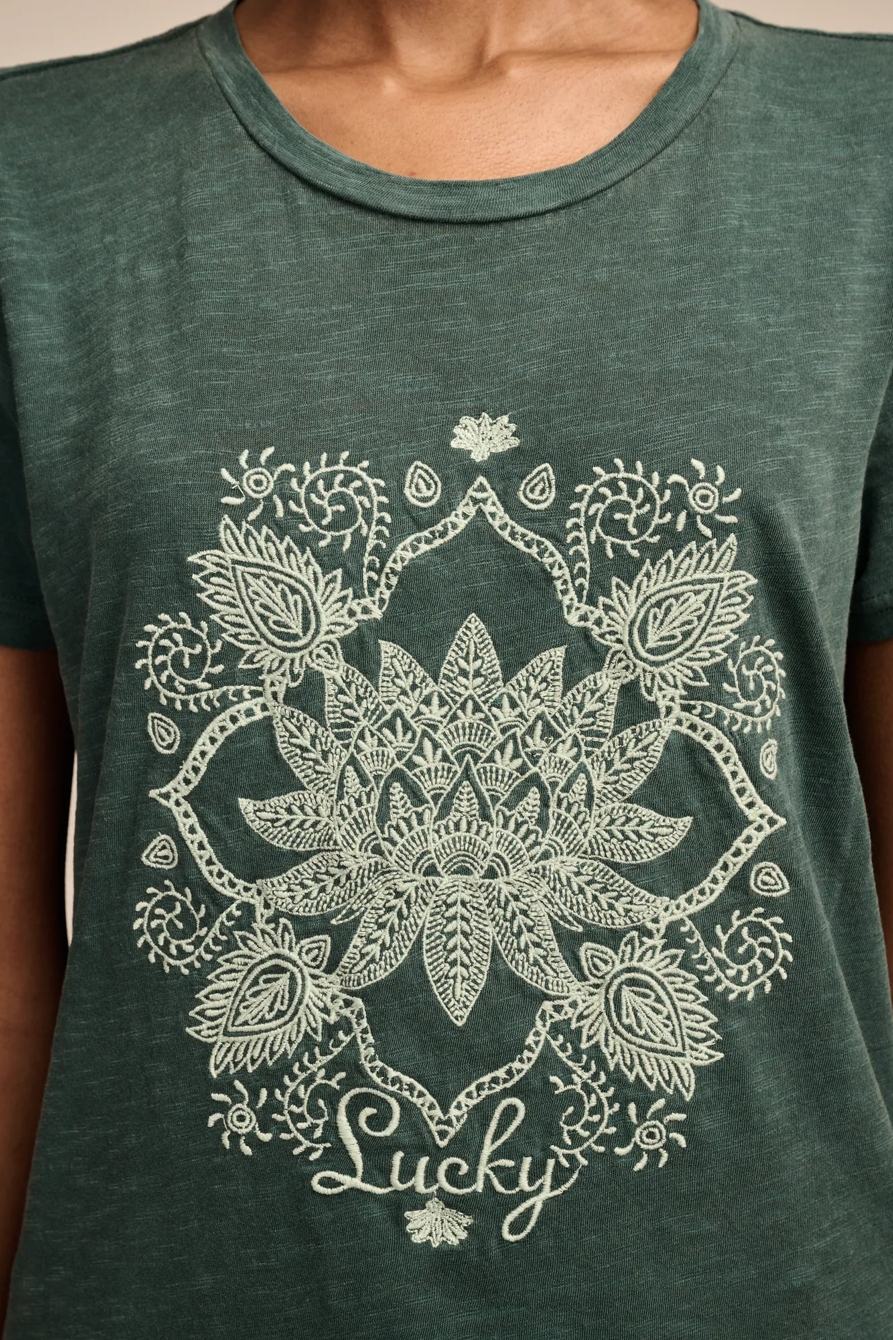 EMBROIDERED LOTUS CLASSIC CREW, image 2