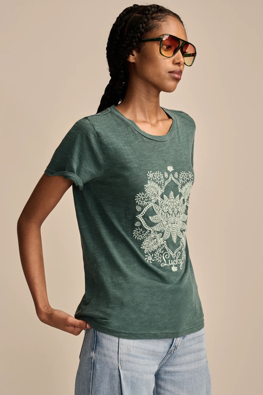 EMBROIDERED LOTUS CLASSIC CREW, image 3