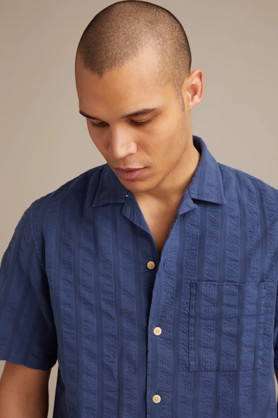 SEERSUCKER CAMP COLLAR SHORT SLEEVE SHIRT, image 2
