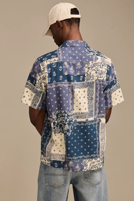 BANDANA PRINT CAMP COLLAR SHORT SLEEVE SHIRT, image 3