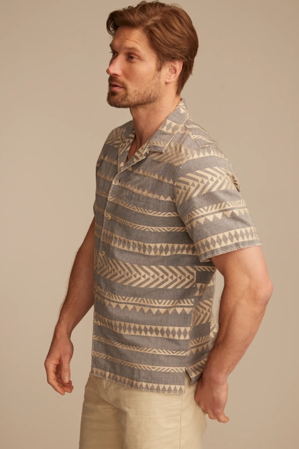 TEXTURED STRIPE CAMP COLLAR SHORT SLEEVE SHIRT, image 3